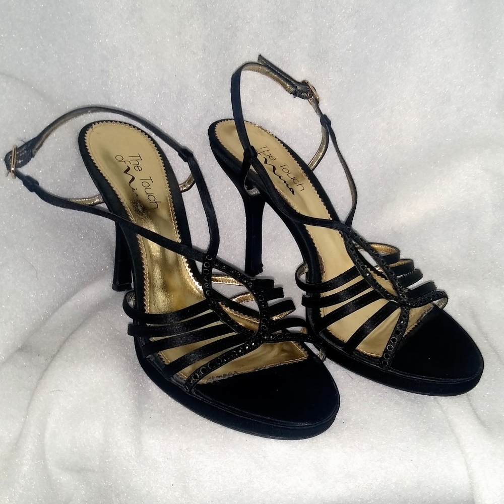 The Touch of Nina black strappy heels size 9